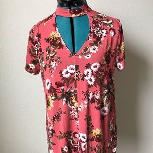 a.n.a floral short sleeve blouse coral size large